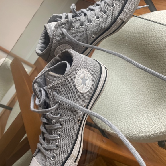 Converse all star high tops size 8 - Picture 2 of 6